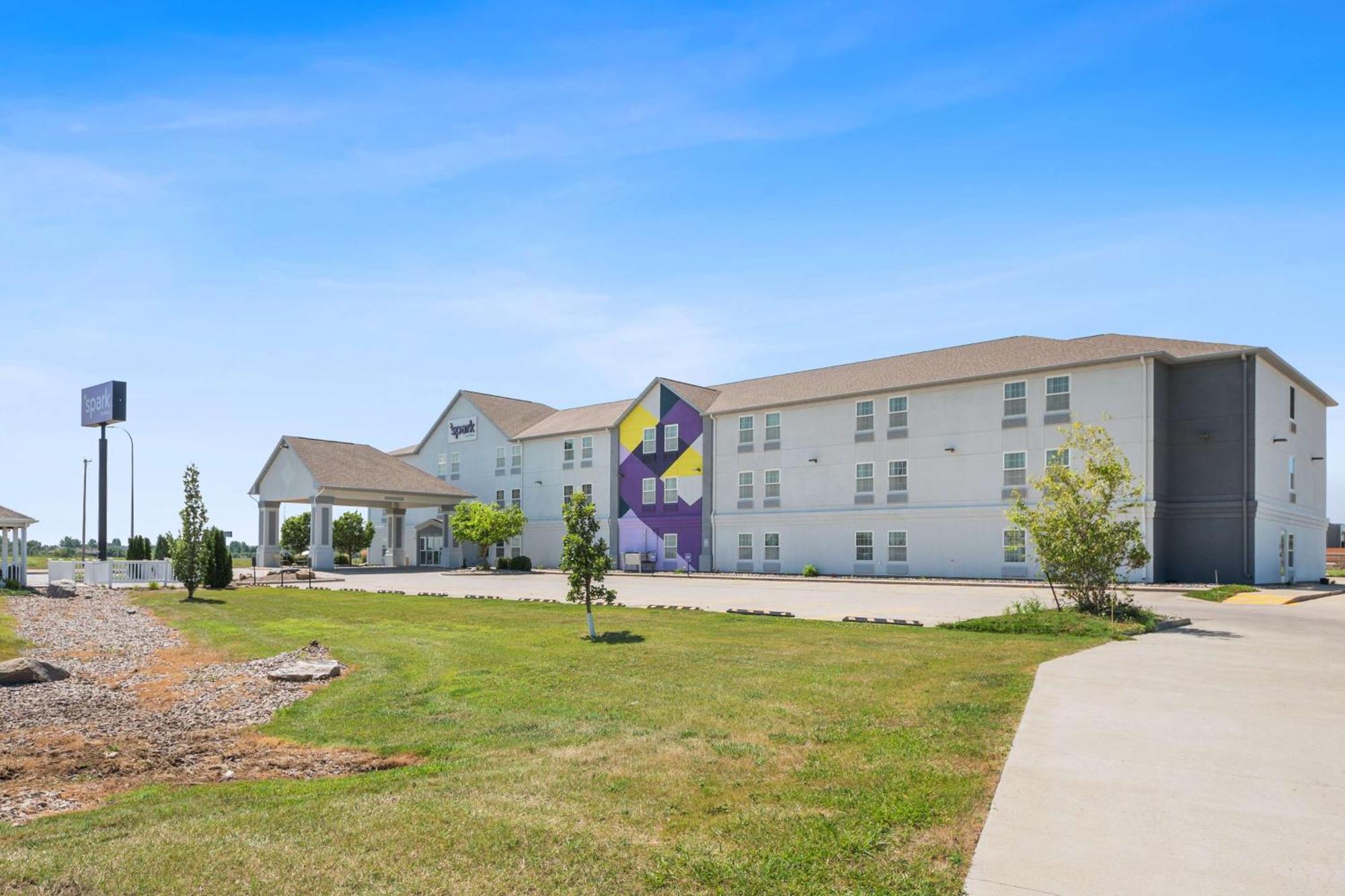 Sierra Inn Minot Exterior foto